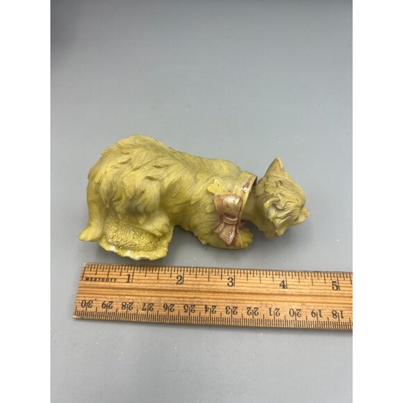 Rare VTG Yellow Cat Figurine Bobble Head With Bow Accent 4.5" Long Hand Painted - Picture 4 of 15